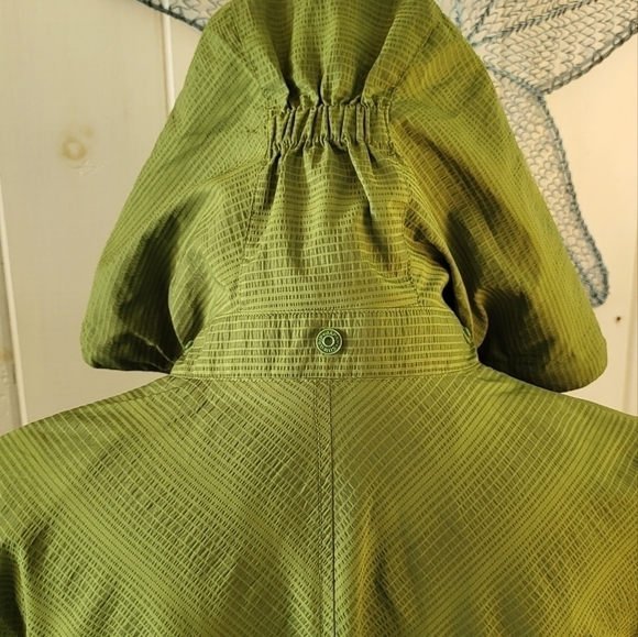Nau Lime Green Striped Hooded Lightweight Jacket Size M - Picture 10 of 14